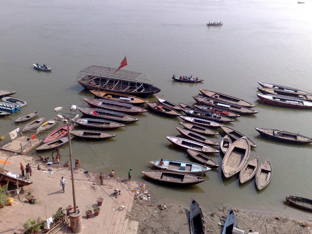 Grg Shanti Guest House Varanasi Near Manikarnika Ghat Екстериор снимка