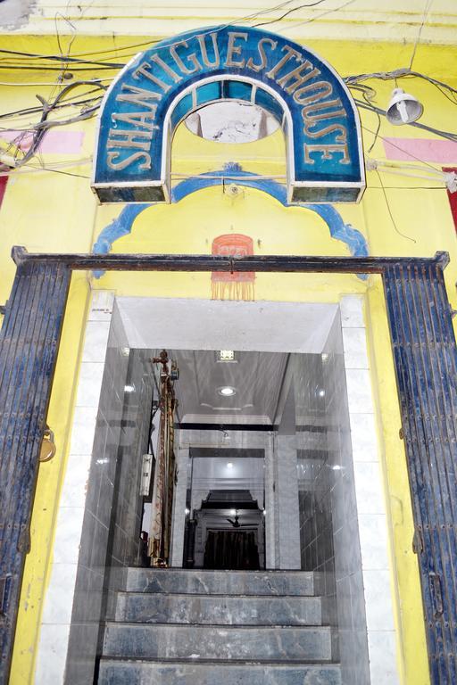 Grg Shanti Guest House Varanasi Near Manikarnika Ghat Екстериор снимка