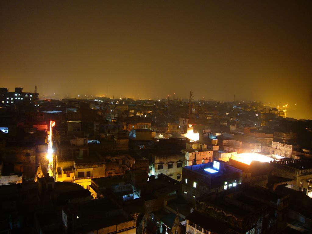 Grg Shanti Guest House Varanasi Near Manikarnika Ghat Екстериор снимка